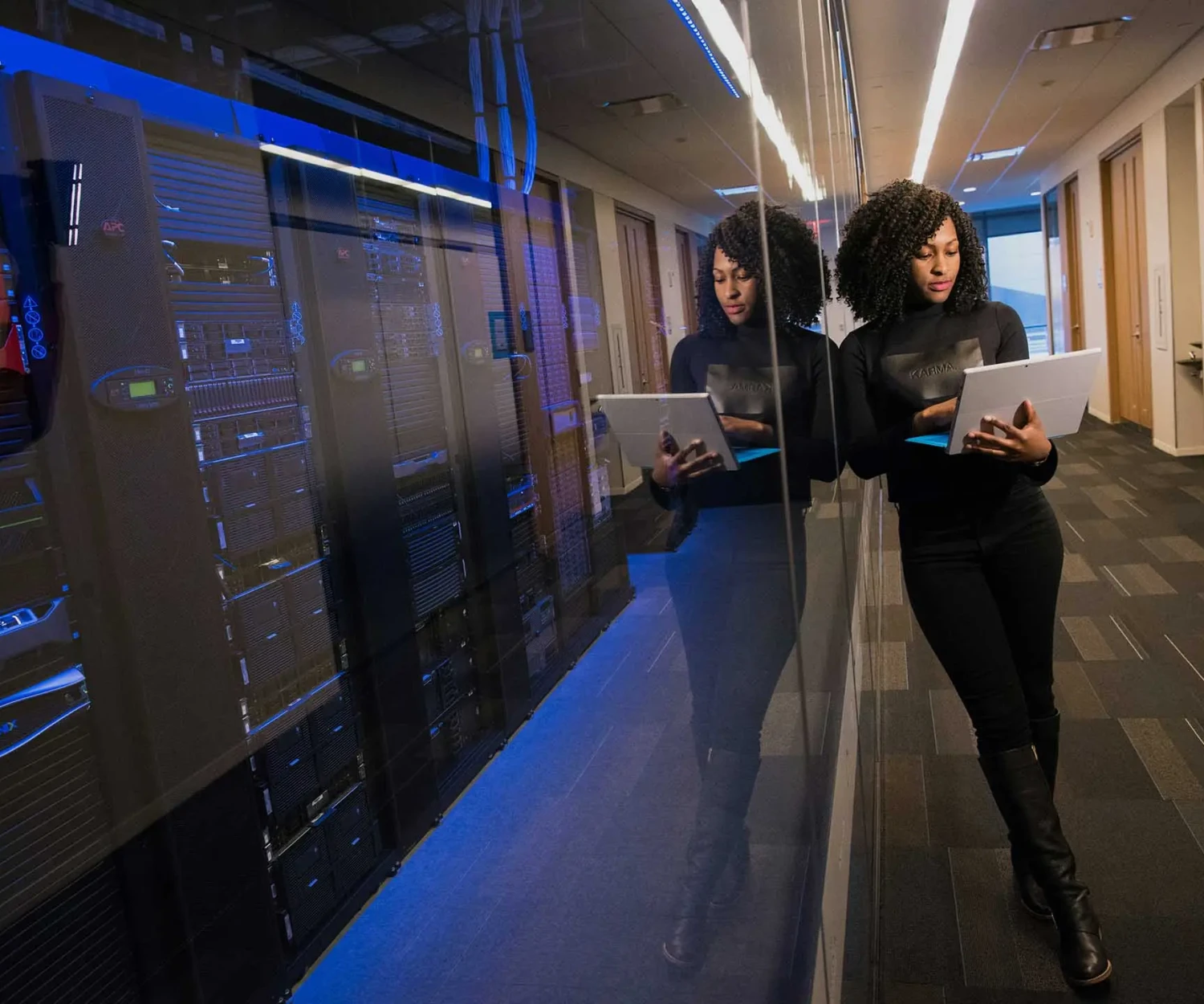 Hosting & Απόδοση Ιστοσελίδων: Τι Είναι & Τι Παρέχουμε